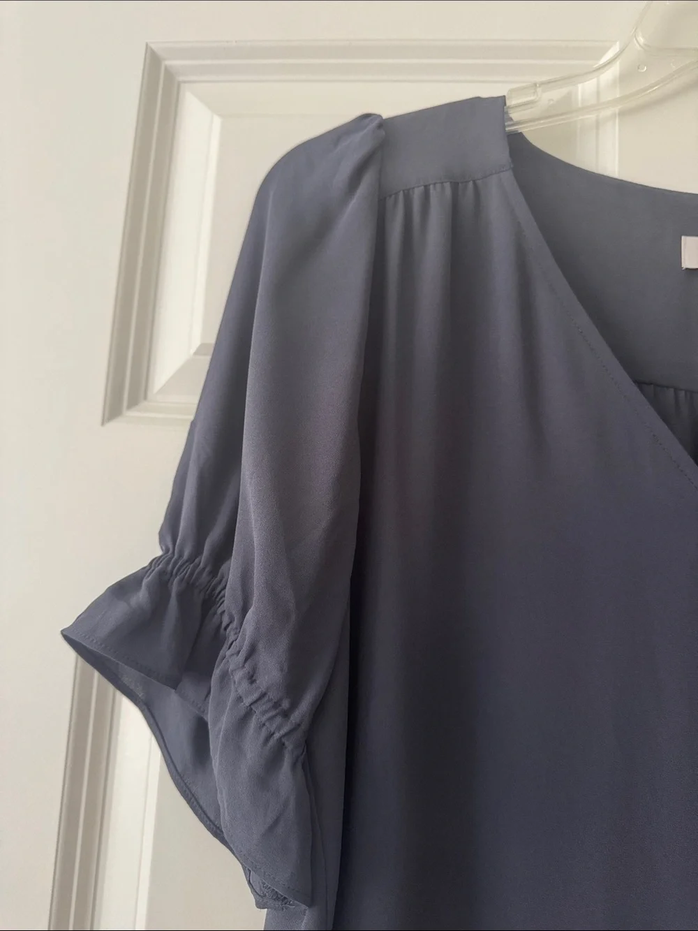LOFT Slate Blue V-Neck Puff Sleeve Blouse size M